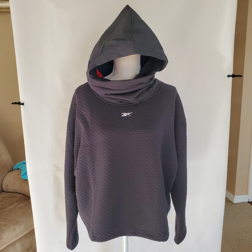 Reebok Woman Black Hoodie Athleisure Casual Sports